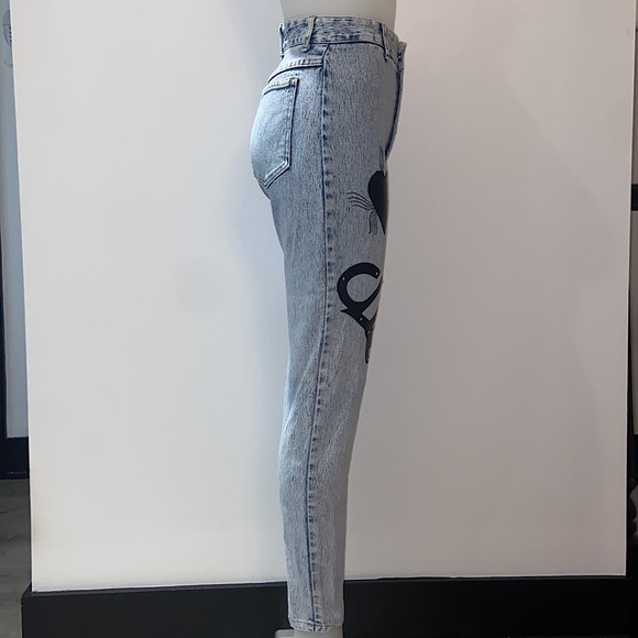 80s Vintage High-Rise Leather Heart Jeans - Picture 9 of 12